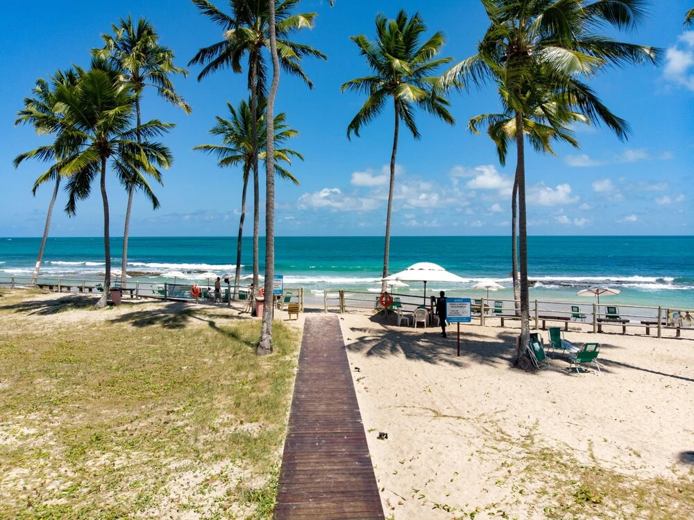 Carneiros Beach Resort