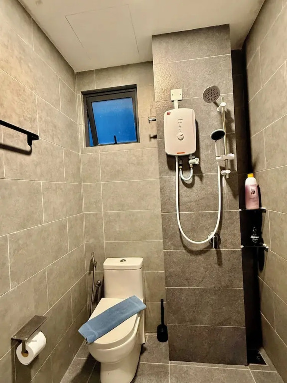 Neu Suites Service Apartment