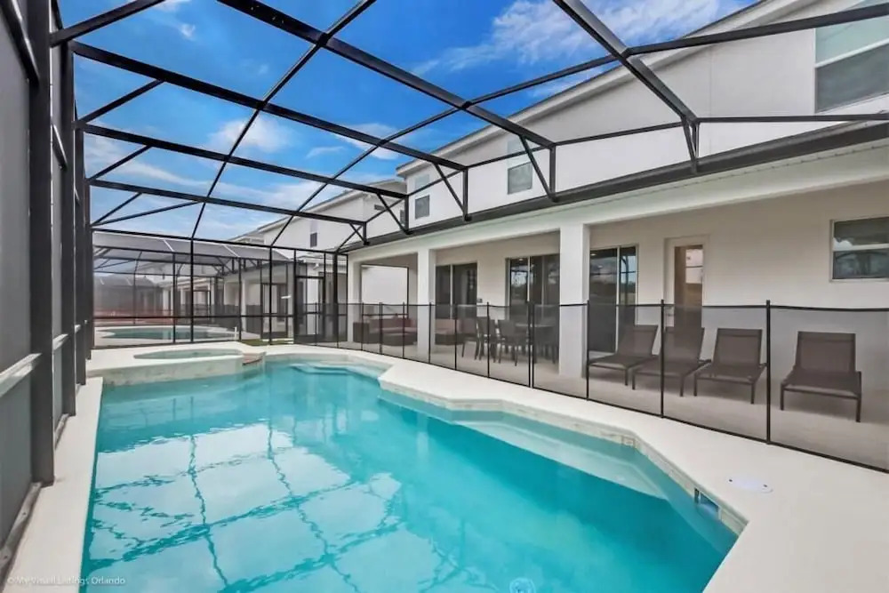 Beautiful Pool/spa In Prime Location 10 Bedroom Villa
