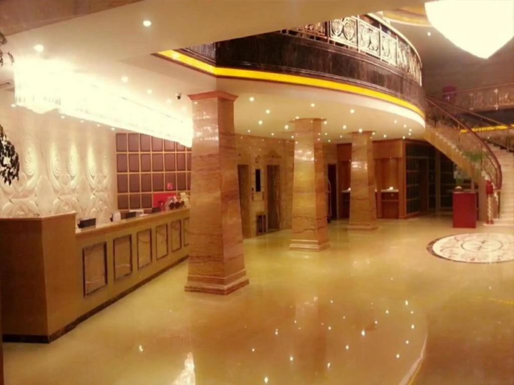 Star World Hotel