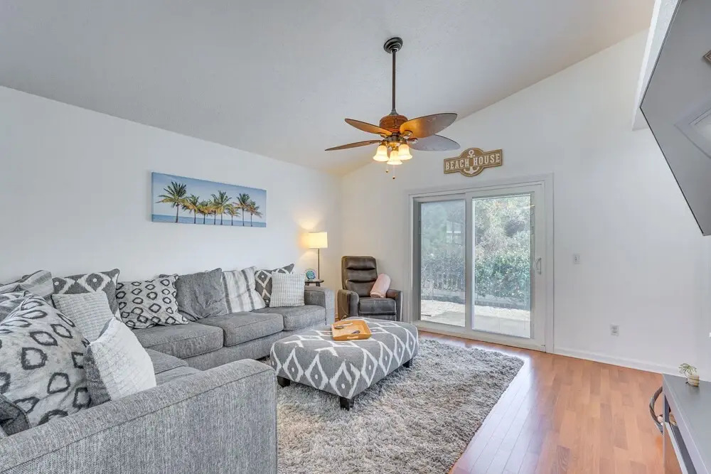 Panama City Beach Home, 1 Mi to Beach/fishing Pier