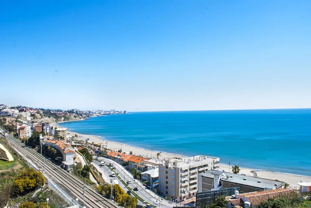 Beachclose Apartment with Large Terrace and Pool Ref 6