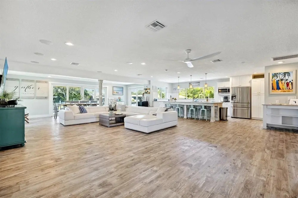 436 Cocoa Isles Blvd
