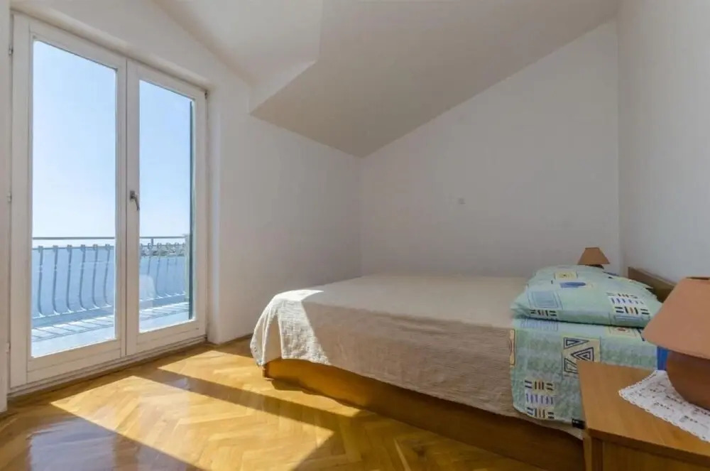 Apartments Mil