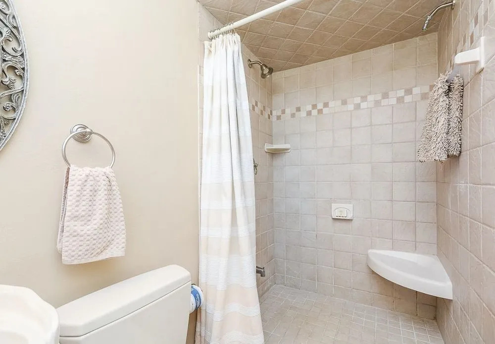 1814B - North Beach Beauty by RedAwning