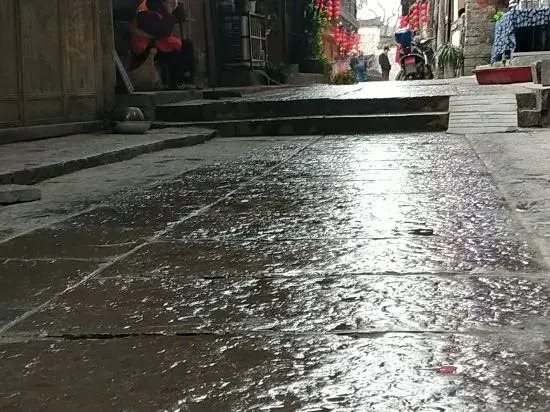 Unique Homestay with Ancient Title in Furong Town