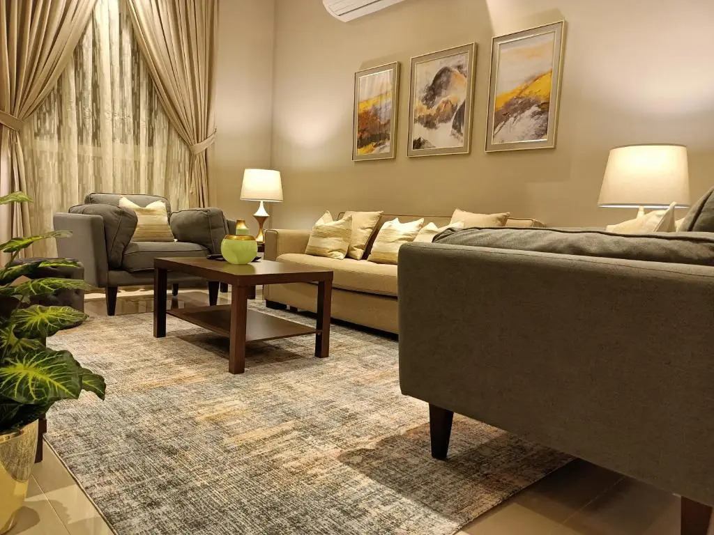 F residence, Beauty & Luxury