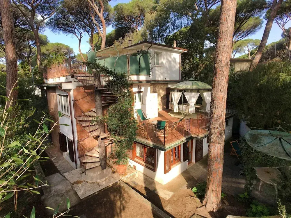 Holiday Home in Castagneto Near the Beach