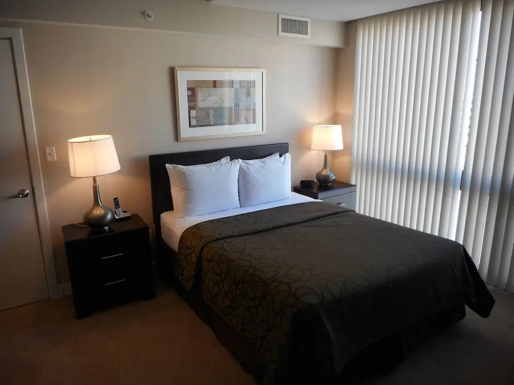 Weichert Suites at Arlington Courthouse