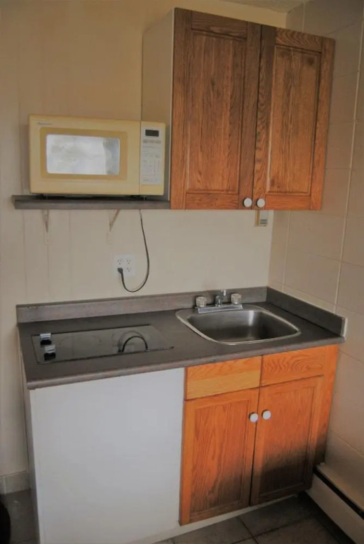 Derrick Motel