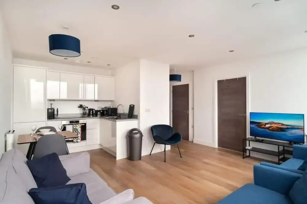Snug 1BR Apt 4KTV Free Parking