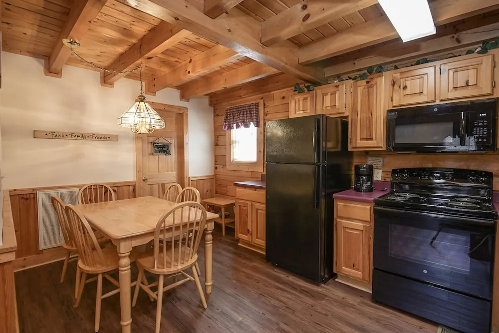 Happy Haven by Eagles Ridge Resort