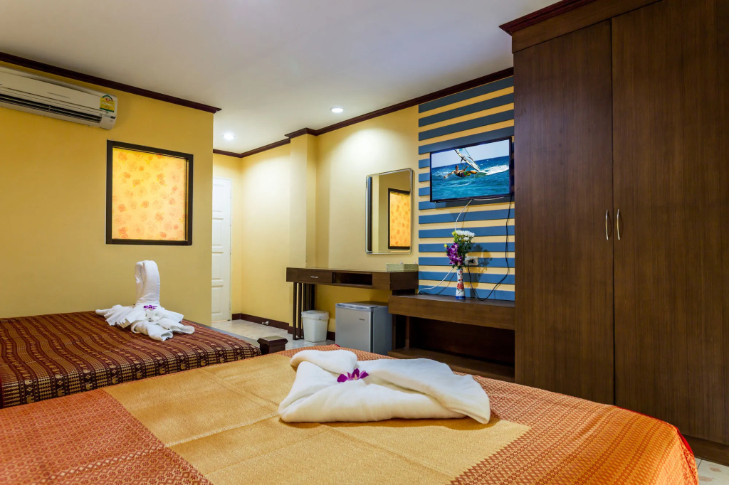 Royal Beach Residence, Patong Beach