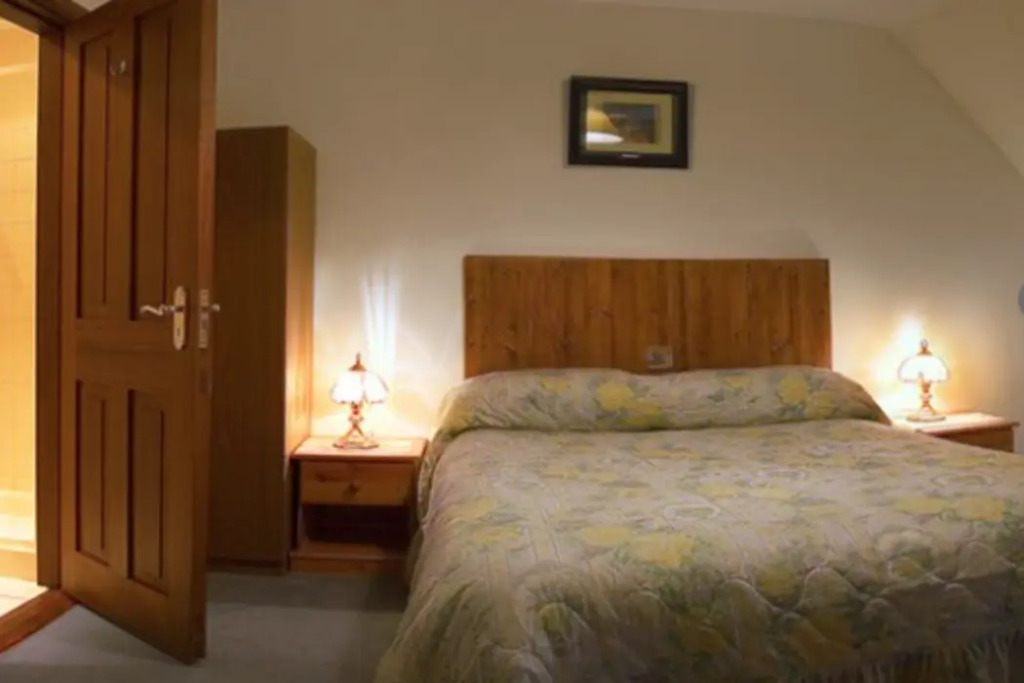 Salmon Leap Farm B&B