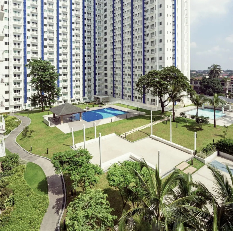 Grass residences tower3 One 83 One