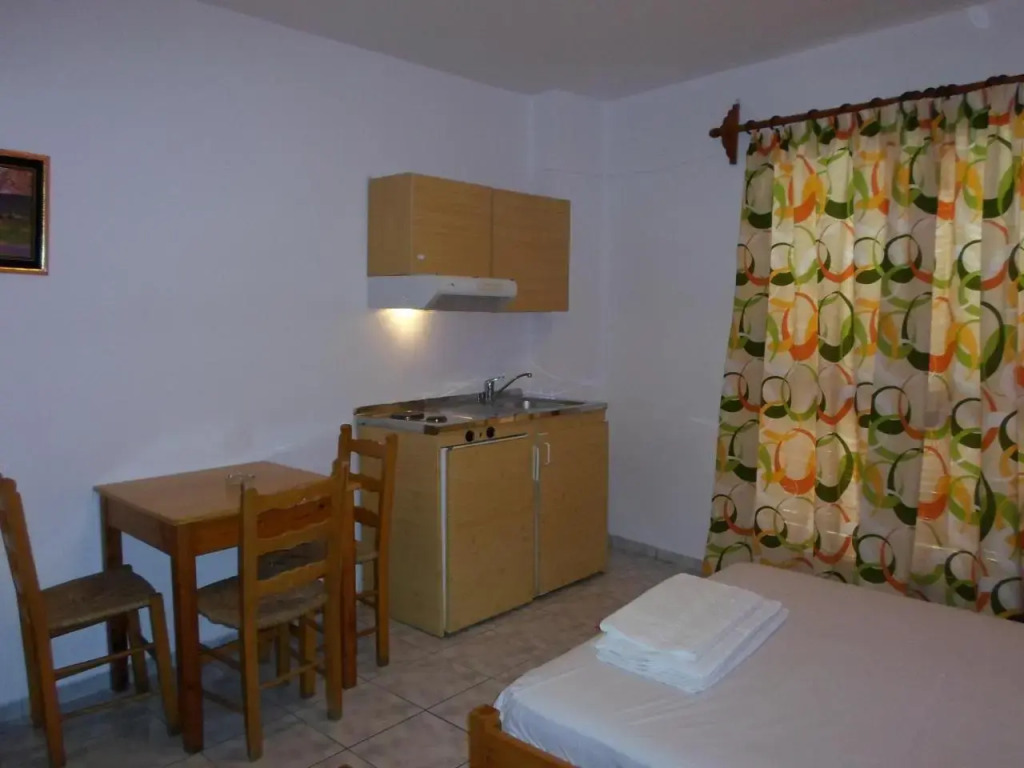 Mavroforos Hotel