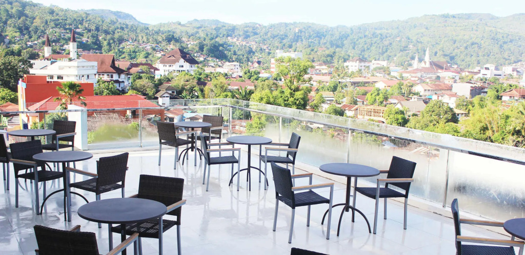 Everbright Ambon Hotel