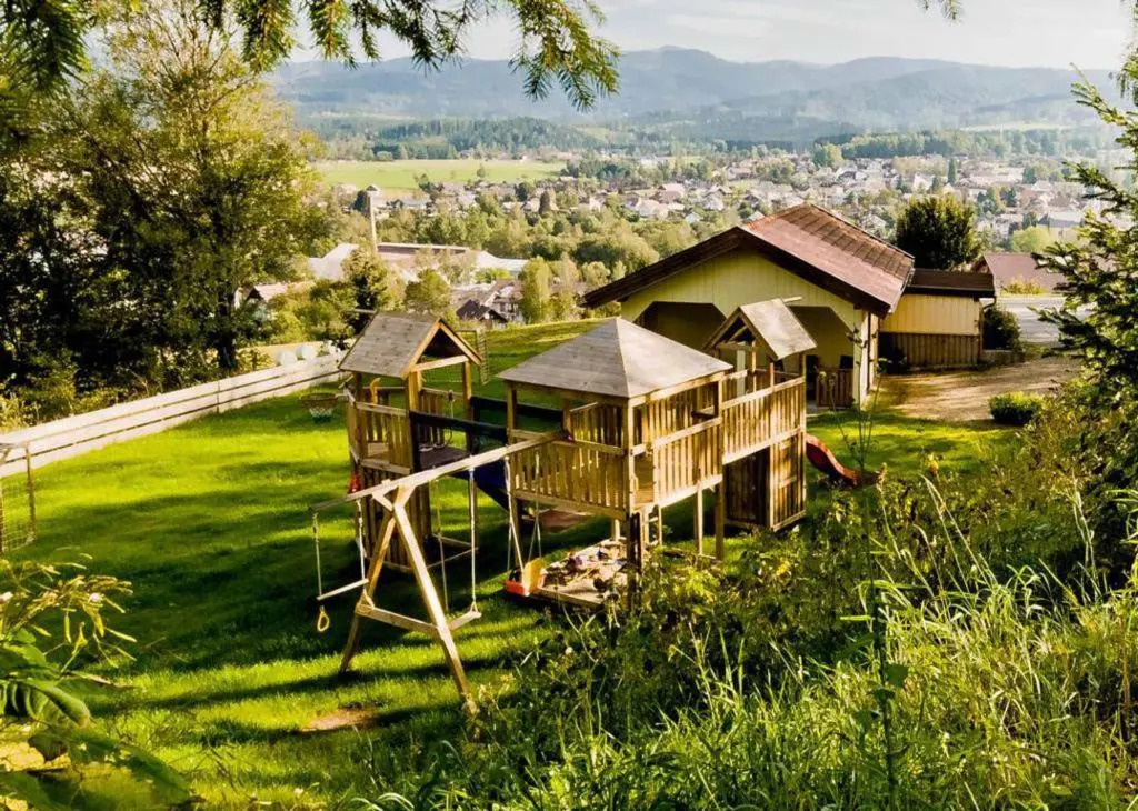 Ferienwohnungen Haus "Wildschütz"