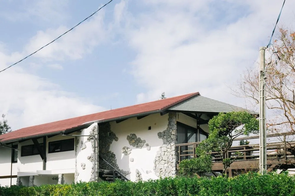 Villa Toma East