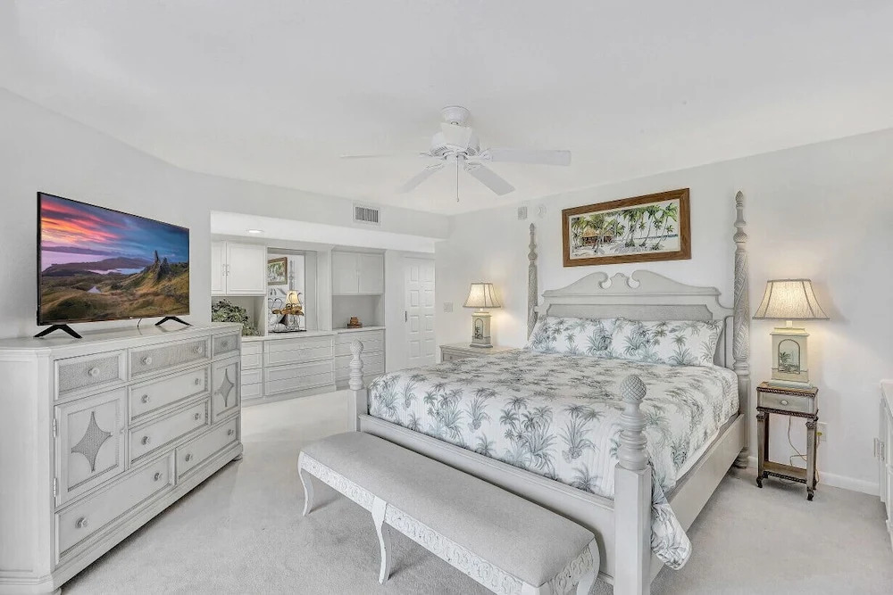 Sandy Beach Retreat
