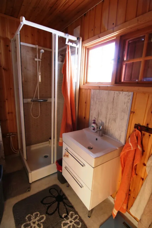 Polar Cabin