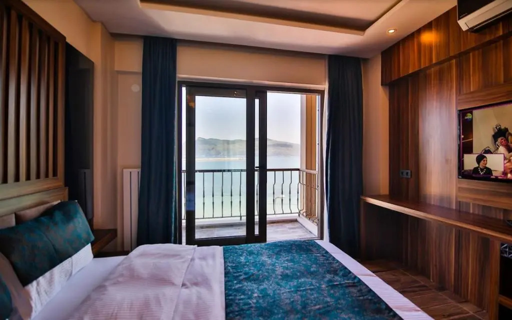 Diamond Liman Hotel