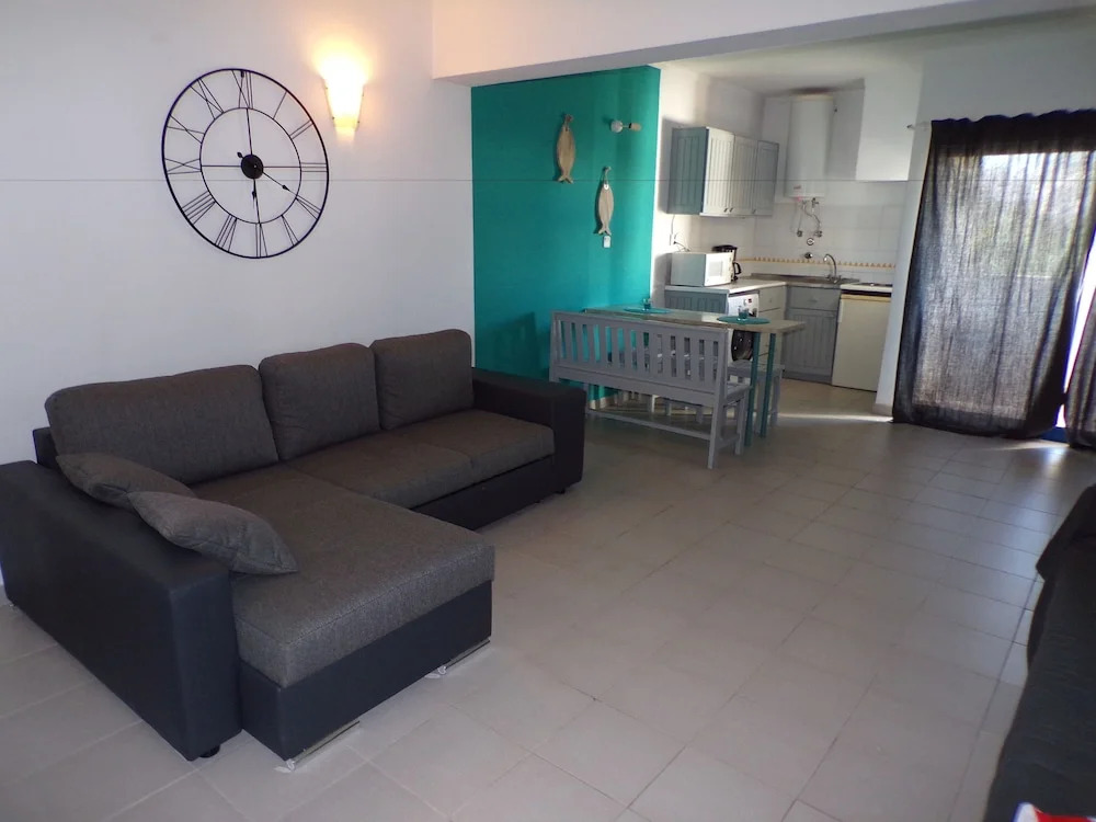 Beautiful Lusiadas by Rental4all