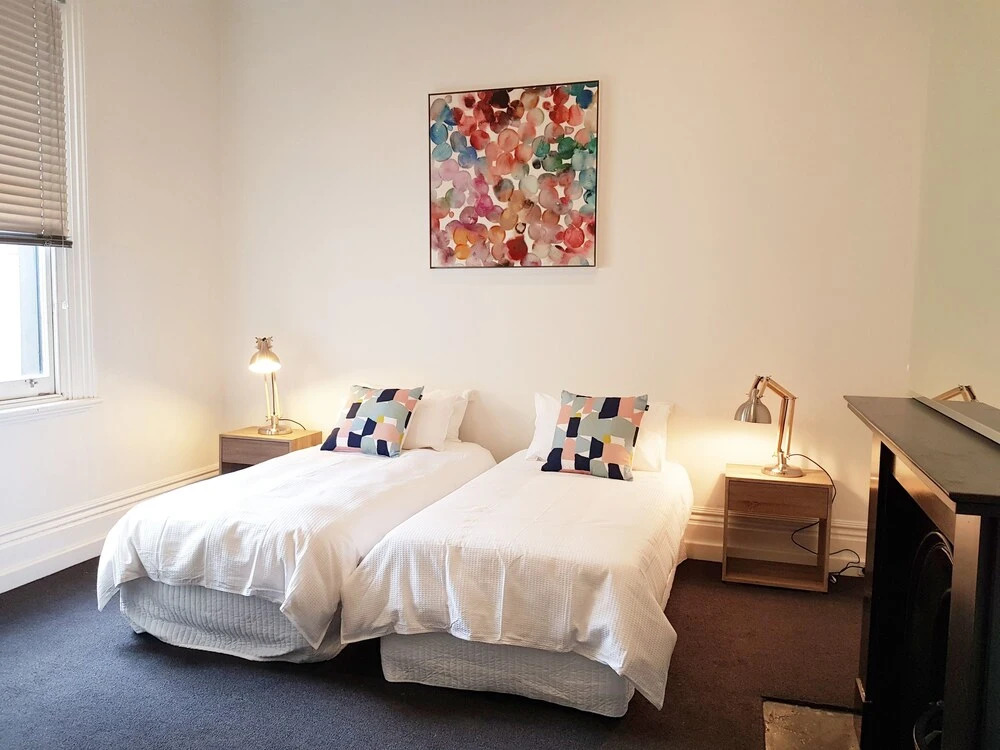 Victorian Townhouse 5 Bedrooms Carlton