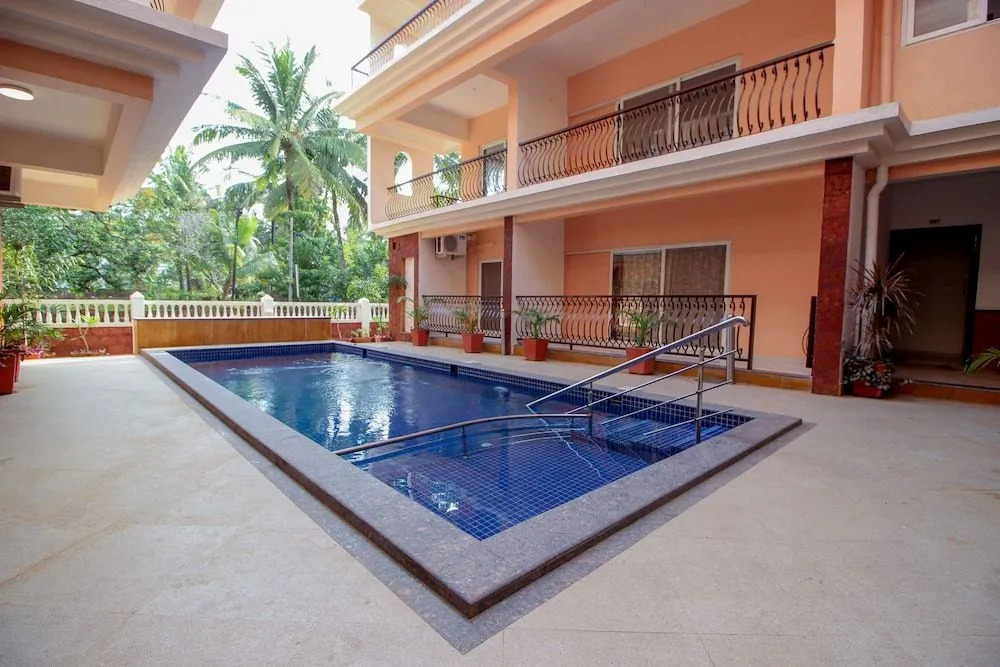 OYO 10972 Home Poolside 2BHK Siolim