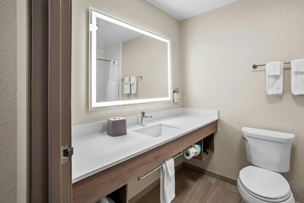 Holiday Inn Express & Suites Tumwater – Olympia by IHG