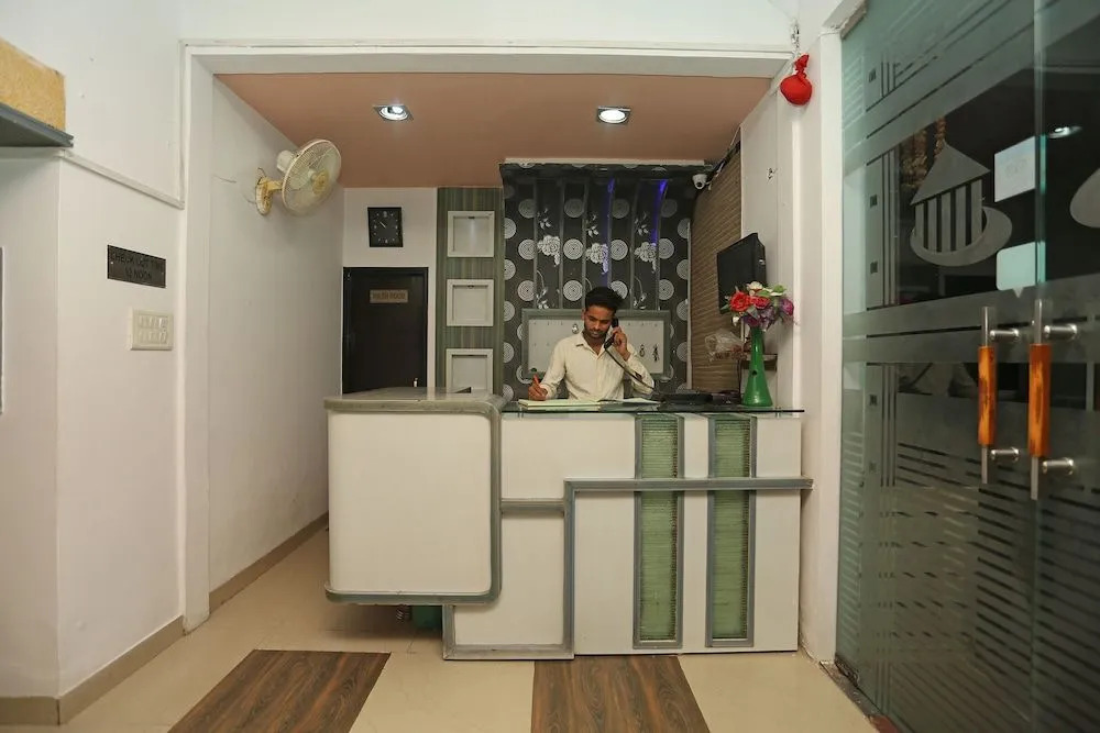 Oyo 18746 Shree Inn