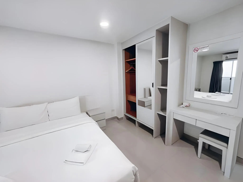 Don Mueang Place Hotel