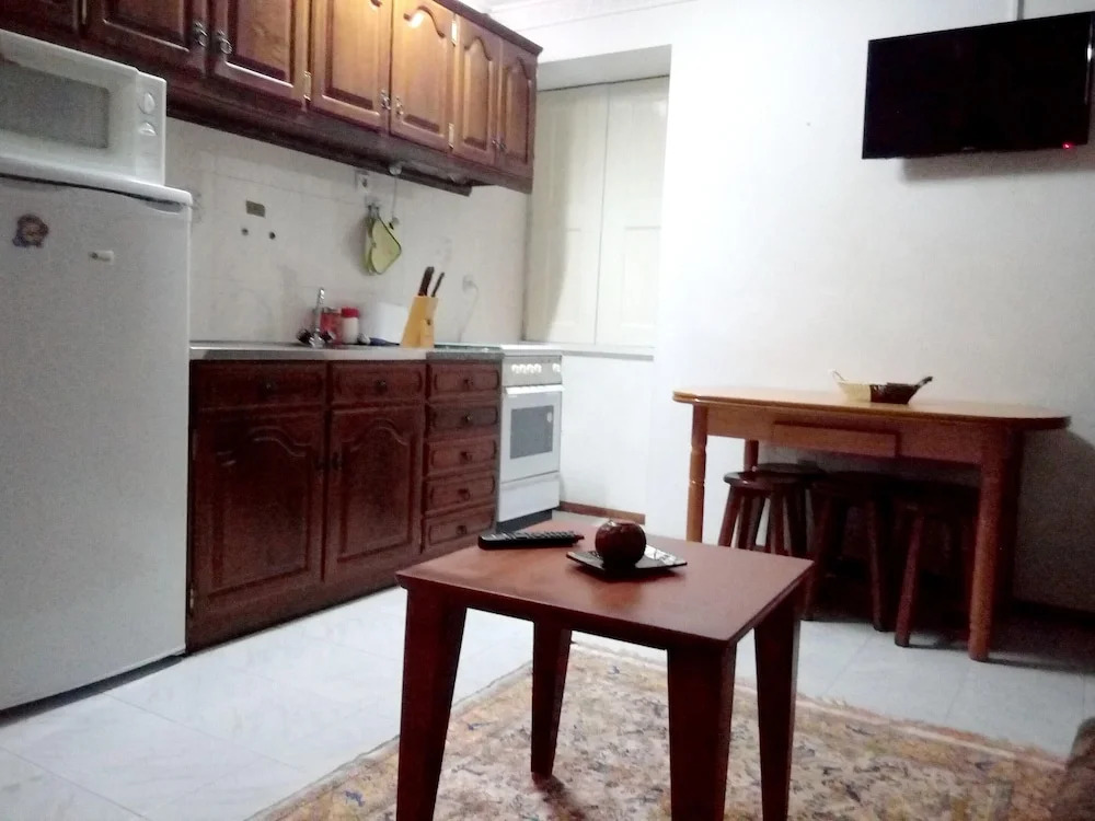 Apartment With 2 Bedrooms in Alvoco da Serra, With Wonderful Mountain