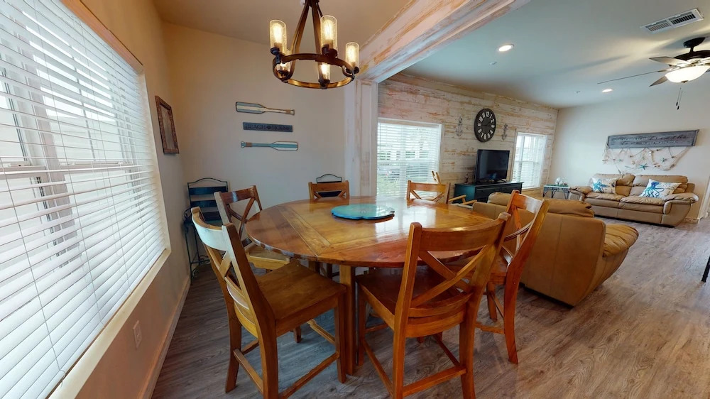 Port-a Vida 3 Bedroom Condo