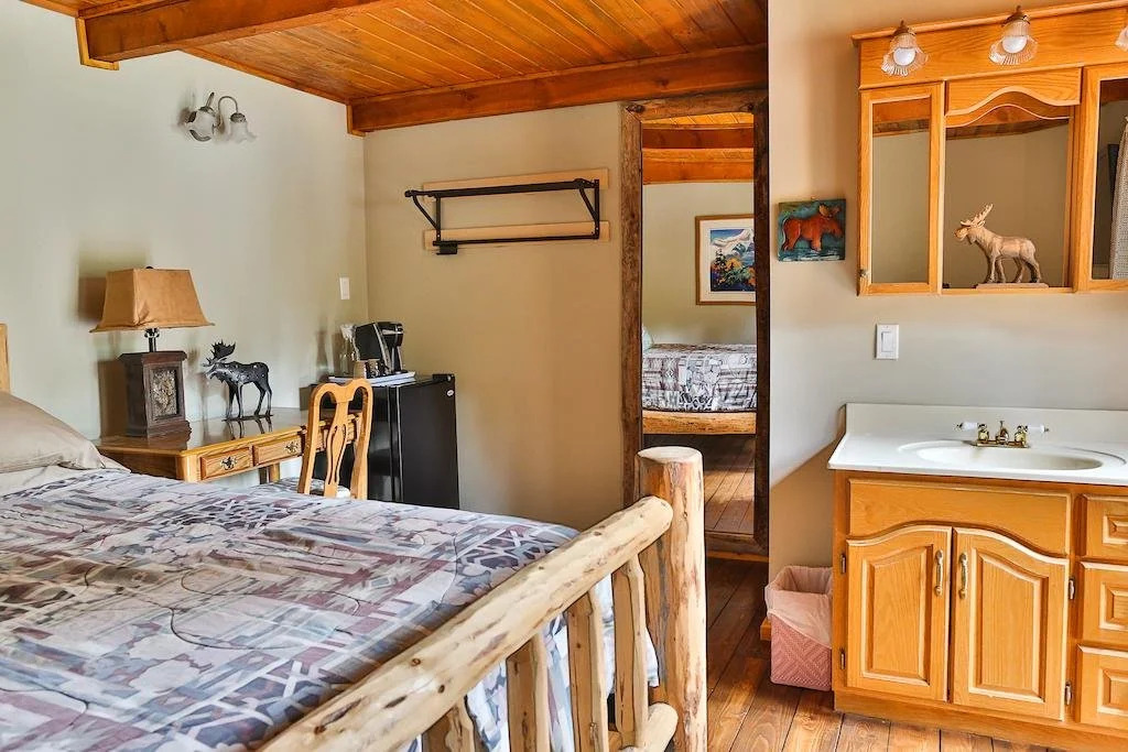 Mount Robson Mountain River Lodge
