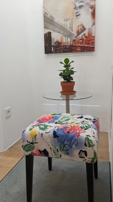 Vidora Apartments
