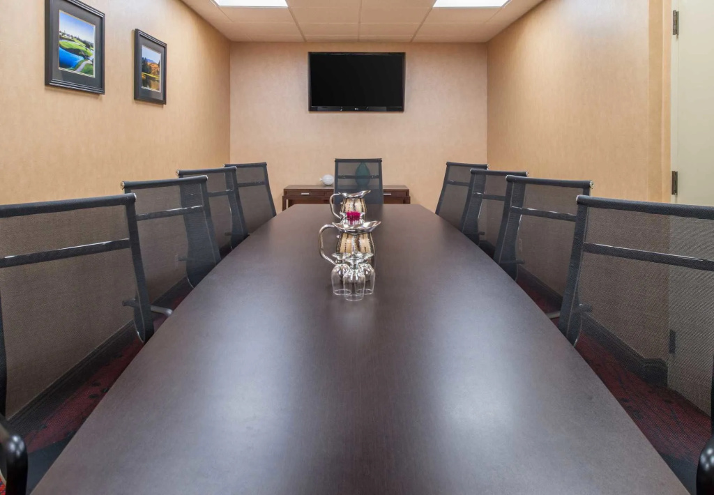 Staybridge Suites Oxnard - River Ridge by IHG