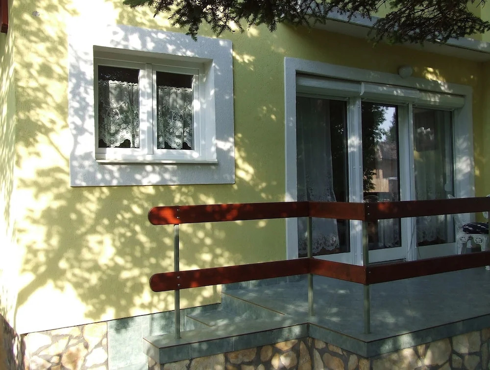 Vadásztanya Apartmanházak