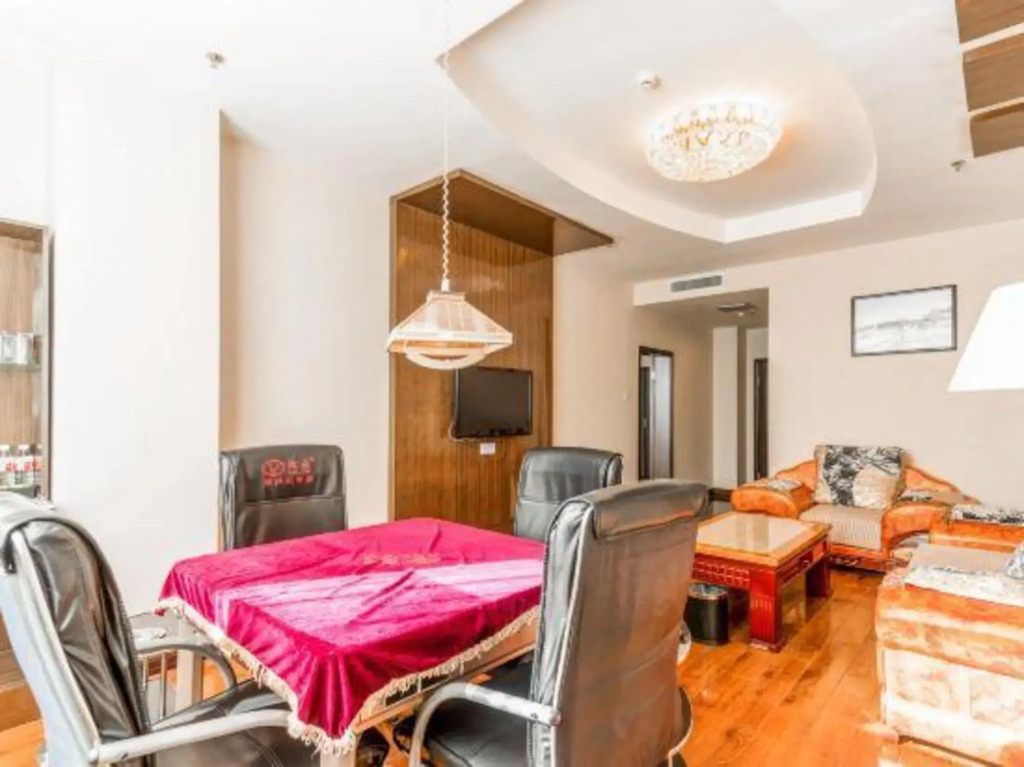 Linzhi Impression Hotel