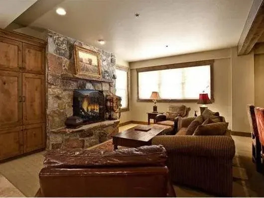 Mont Cervin Plaza by ResortQuest Park City