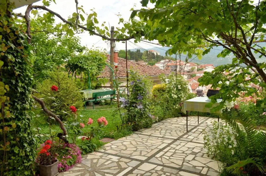 Apartments Villa Saray