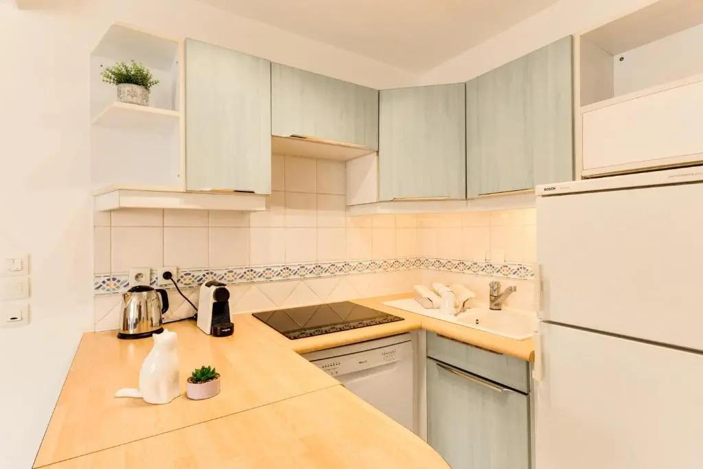 Villa Pasteur - Apartment for 4 pers by the Lake