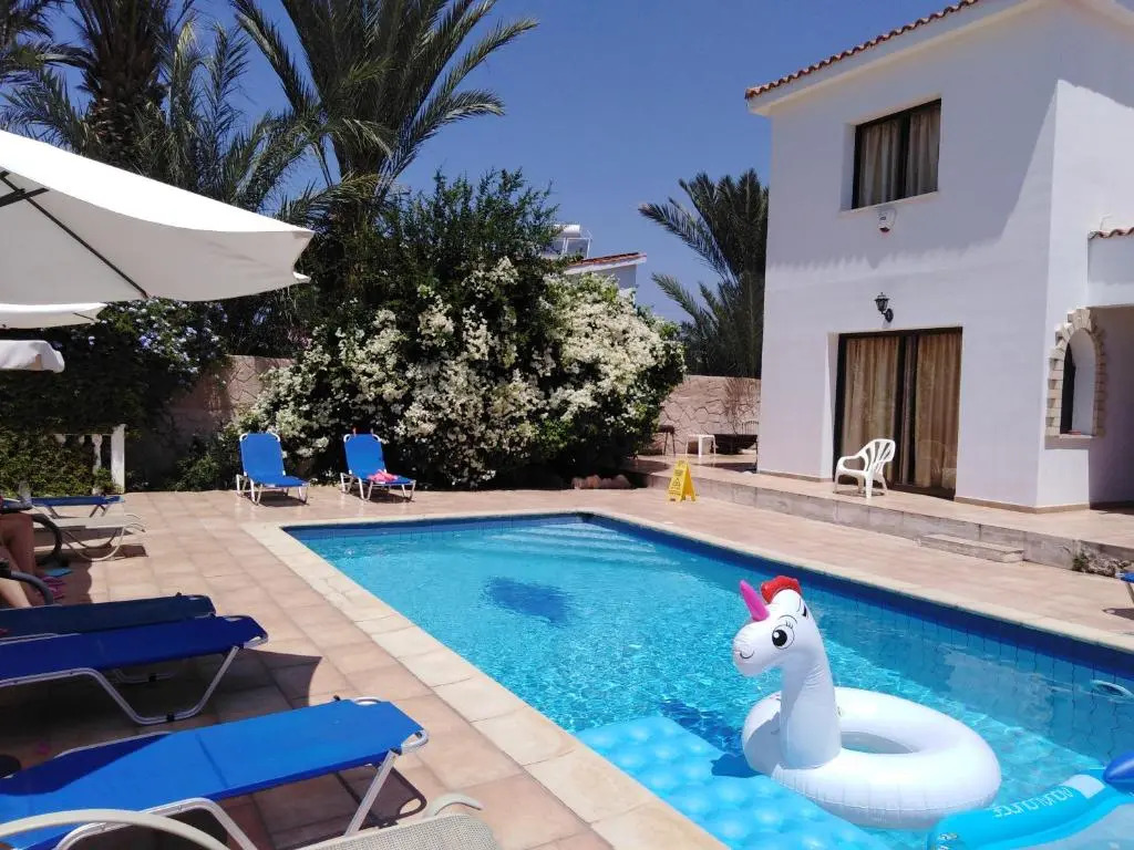 Coral Cypria Villa !!