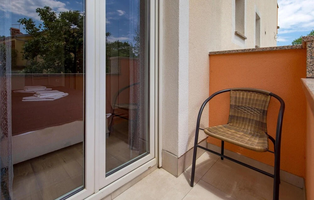 Amazing Apartment in Opric With Outdoor Swimming Pool, Wifi and 1 Bedrooms