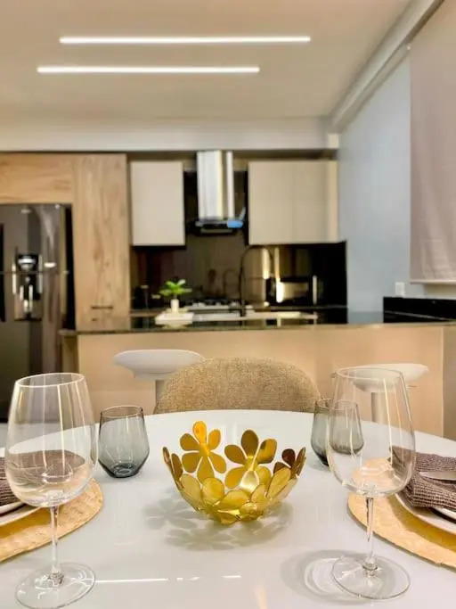 Luxury Apartment at Piantini Urbano Res. floor 12