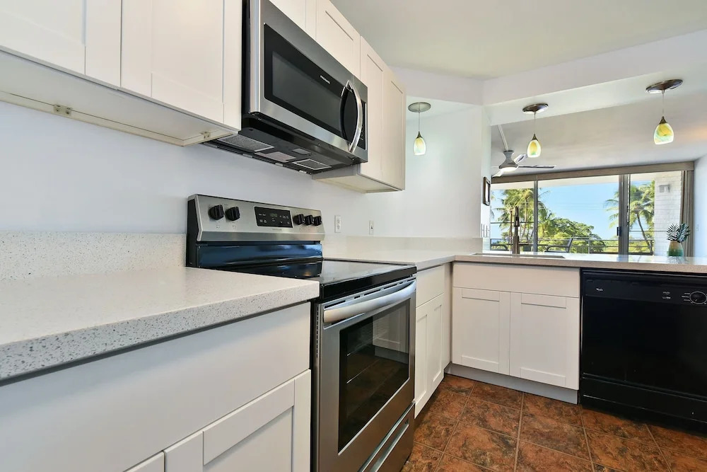 Island Surf 306 condo
