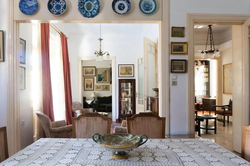Plaka Vintage