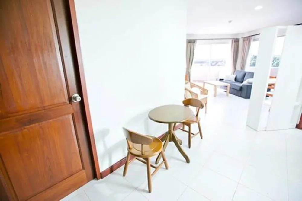 Baan Salin Suites