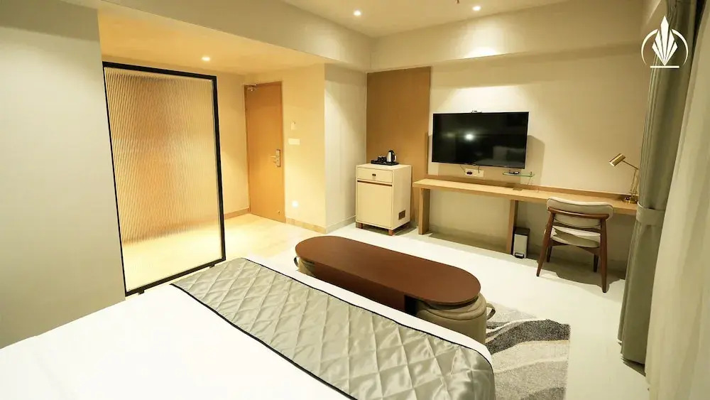 SIVANTA by BOMBAY GROUP OF HOTELS NAGPUR