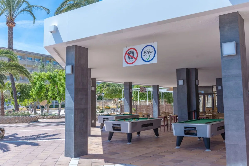 Hotel Club Cala Romani